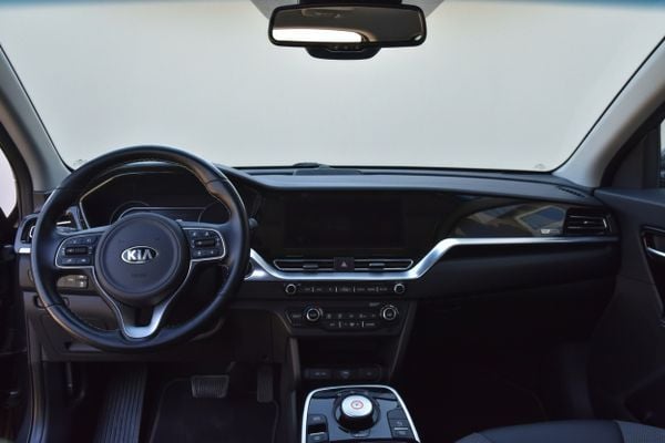 tweedehands Kia e-Niro betaalbare occasion betrouwbare elektrische auto gezinsauto 2021 interieur