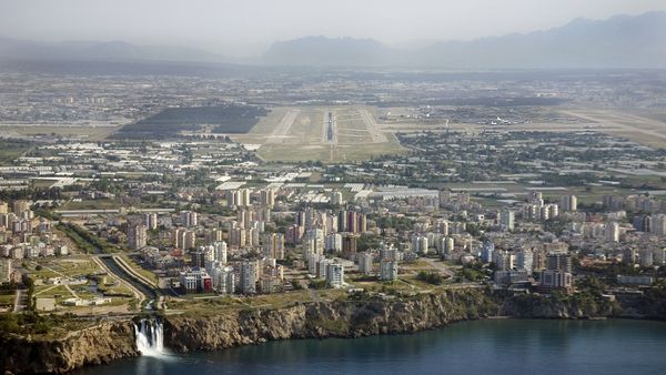 antalya airport, slechtste vliegvelden van europa, meeste vertraging