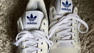 Adidas dropt überklassieke NY 90-sneakers voor 63 euro