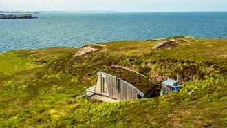 Schots eiland voor €405.000 te koop inclusief tiny house