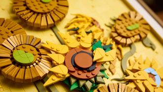 Manners geeft gratis LEGO x Van Gogh-set weg win hem hier