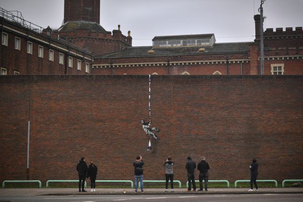 banksy, great escape, gevangenis, reading, bob ross, street-art