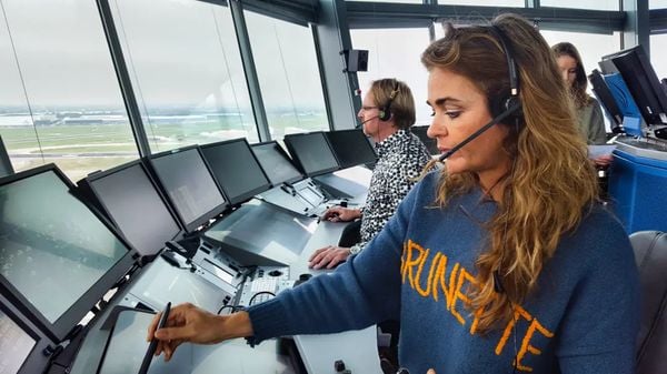 salaris luchtverkeersleider gelukkigste beroep van nederland