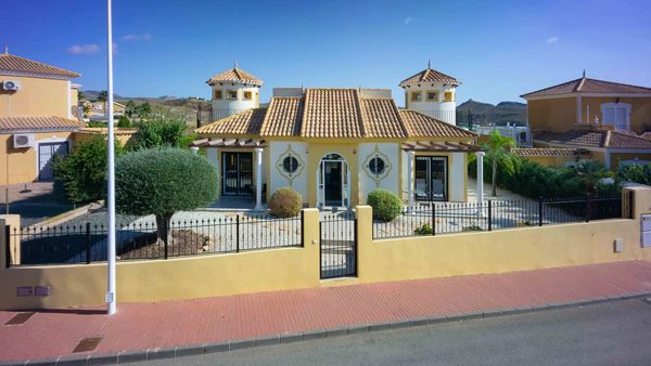villa spanje luxe zwembad resort kopen vastgoed murcia funda (2)