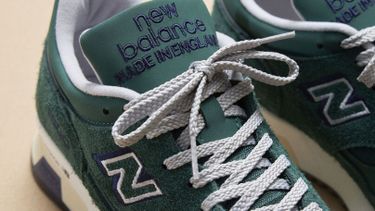 New Balance dropt Made in UK-sneakers in 80's regenwoudstijl