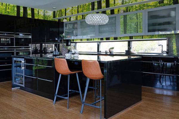 villa zweden james bond miljonair woning zwembad (9)