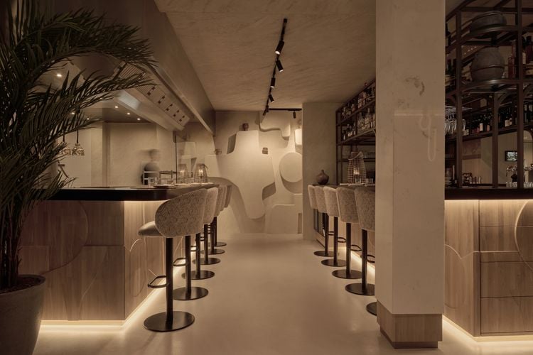 Bij dit Griekse restaurant in Amsterdam komen passie en moderne finesse samen