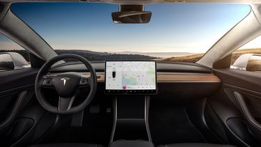 Tesla touchscreen boete ruitenwisser
