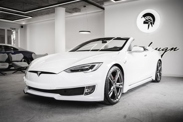 Tesla Model S Cabrio, ares design
