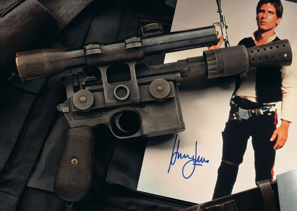 Han Solo's DL-44 Heavy Blaster Pistol veilig Star Wars te koop