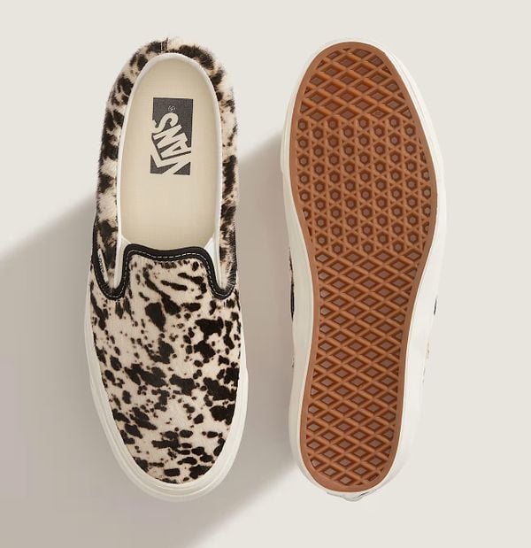 Vans Premium Classic Slip-On 'dalmatiër' sneakers van de week 50 2025