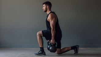 Simpele workout met 3 oefeningen bouwt pure functionele kracht