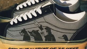 Vans dropt ultieme surf-sneakers met Japanse kunstenaar