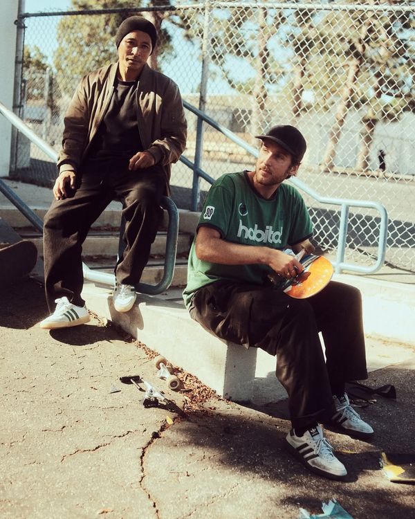 Adidas glenburn nieuwe retro skate-sneakers à €75 als perfecte budget-optie wit groen skateboard