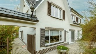 Funda-villa van €480.000 komt met gigantisch privé-bos