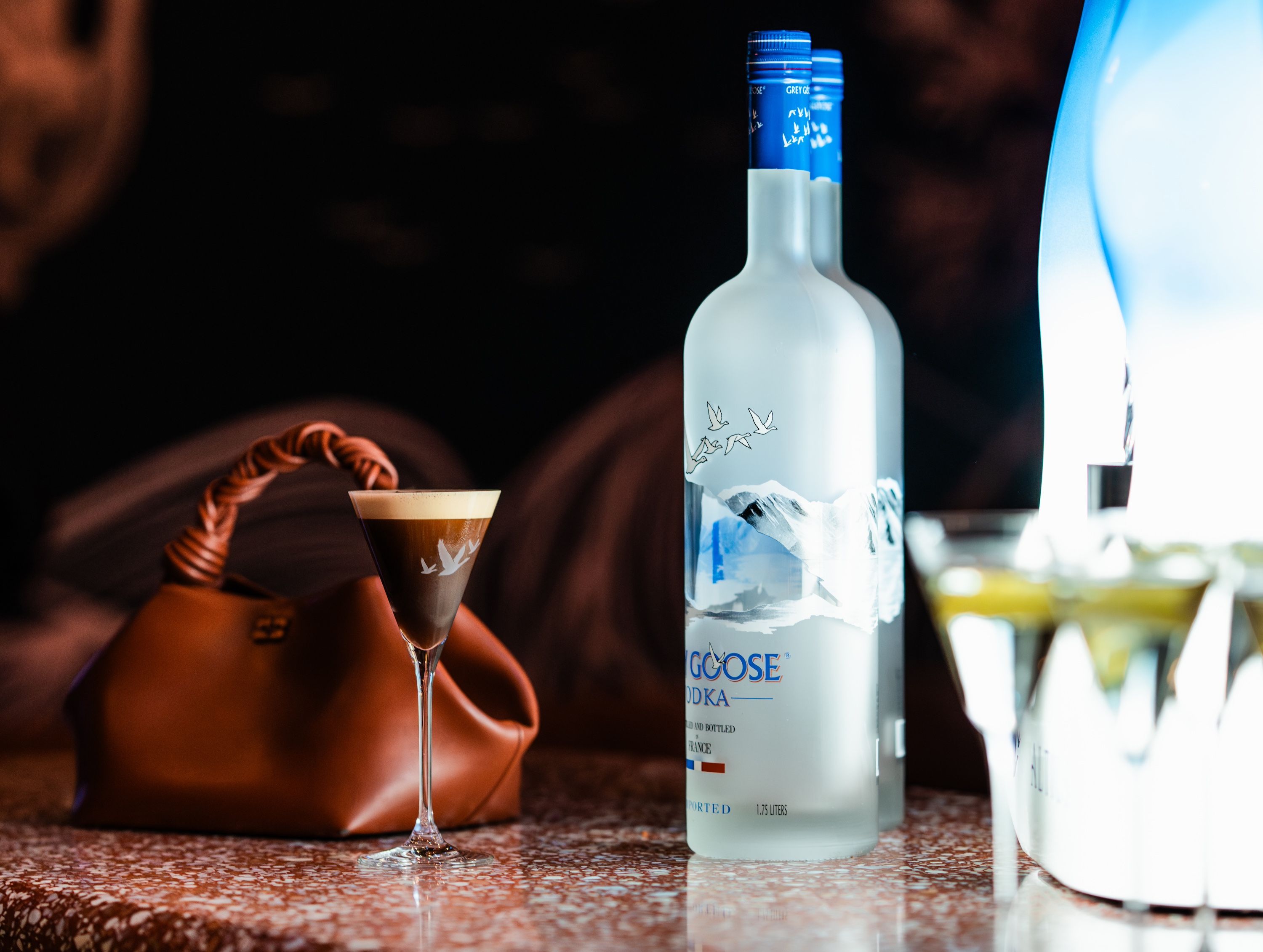 Smaaktest: is een cocktail met vodka van €600 écht lekkerder?