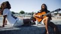 Manners tipt verrassende bands: Spotify-playlist voor zomer 2025