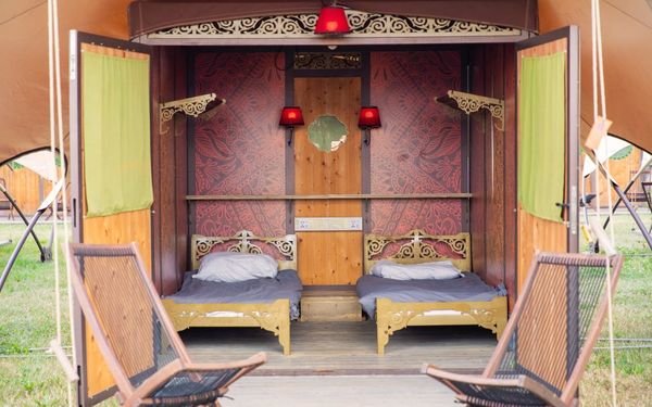 glamping lowlands prijs ticket tent flores (2)