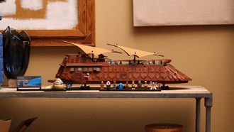 LEGO Star Wars 75397 Jabba’s Sail Barge 2