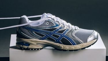 Bijenkorf gooit dad-shoes New Balance en Asics voor €72 in sale