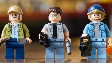 LEGO eert Steven Spielberg met Jaws-set vol details en minifigs