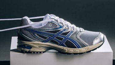 Asics dropt de perfecte dad-sneakers voor €120 met de GEL-DS 14