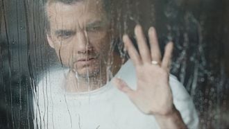 Netflix-SciFi met Narcos-ster dwingt je binnen te blijven deze zomer