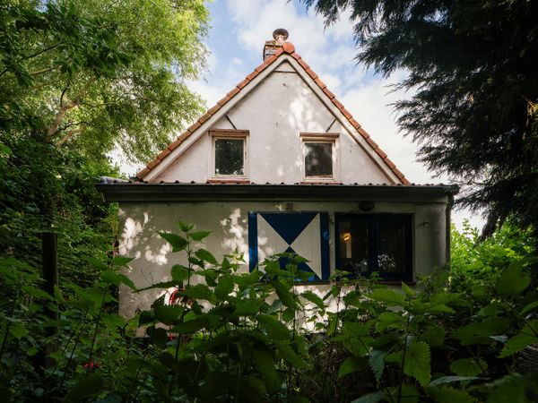 funda parel schrijvershuisje vrijstaand natuur paradijselijke tuin zeeland 239000 euro huis kopen