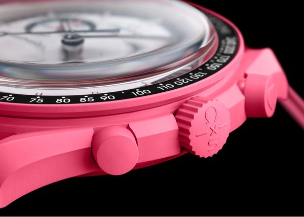 omega swatch moonswatch roze maan april 2025 pink moon