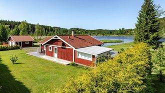 Dit huis in Zuid-Zweden van €2,7 ton ligt aan privébaai in de natuur