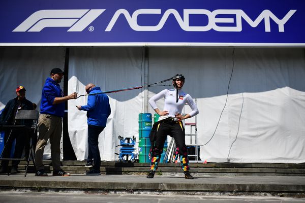5 vragen aan 20-jarige F1 Academy-coureur Esmee Kosterman