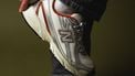 New Balance stunt met vader aller dad-shoes voor €84 in de sale