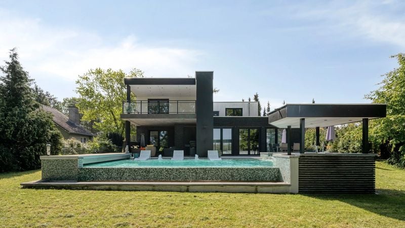 Funda-villa voor relatief lage prijs biedt je een multimiljonairsleven