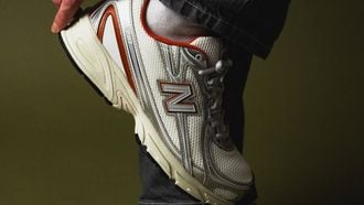 New Balance stunt met vader aller dad-shoes voor €84 in de sale
