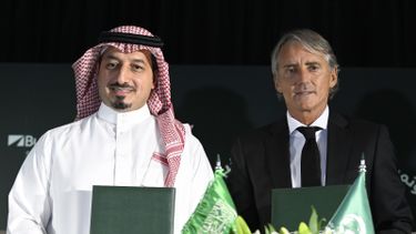saudi-arabië, public investment fund, voetbal, mancini, pot geld