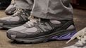 New Balance stunt met premium dad-shoes voor €102 in 7 kleuren