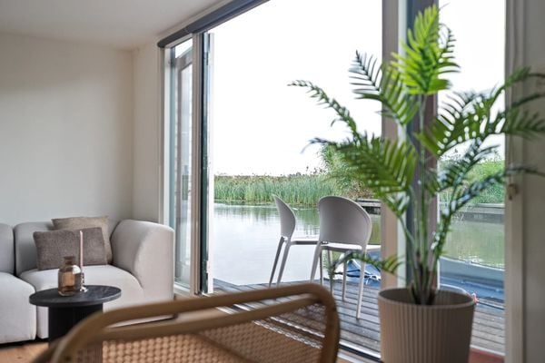 funda woonark friesland huis leeuwarden friesland