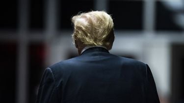 Een nieuwe AEX-record op de Amsterdamse beurs na opluchting over de heffingen van Donald Trump. Ook Wall Street ziet louter groene cijfers!
