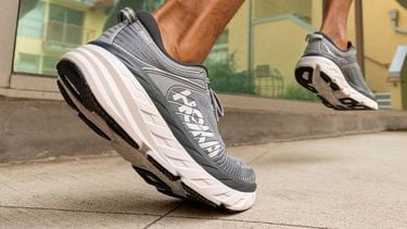 Hardloopschoenen met korting tijdens sale Amsterdam Marathon 2023