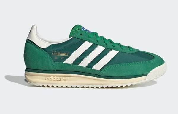 Adidas SL 72 RS groen-witte sneakers met korting in zomer-sale 2025
