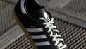 Adidas dropt leren Samba JP-sneakers met neuscorrectie