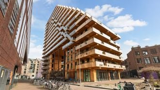 Dit kost een houten woning in Nederlands 'beste gebouw van 2026'