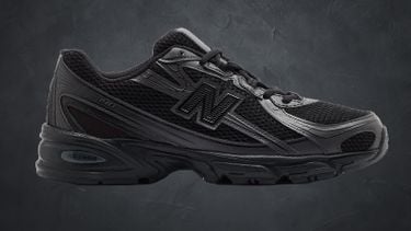 New Balance dropt ultieme dad sneakers van €120 in het zwart