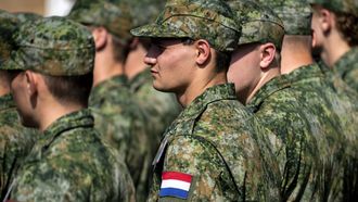 Dit geven NAVO-landen per inwoner uit aan leger, Nederland in lift