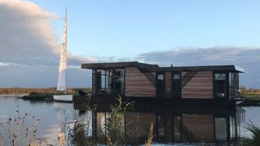 Deze luxe woonboot van €210.000 wordt nieuw voor je gebouwd