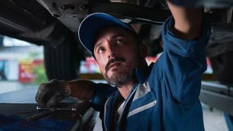 De torenhoge omzet als zzp-monteur en het uurtarief in 2026