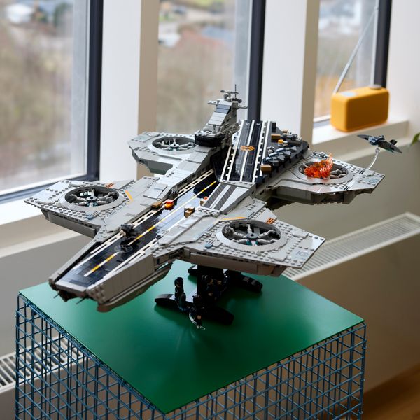 LEGO Marvel 76354 S.H.I.E.L.D. Helicarrier