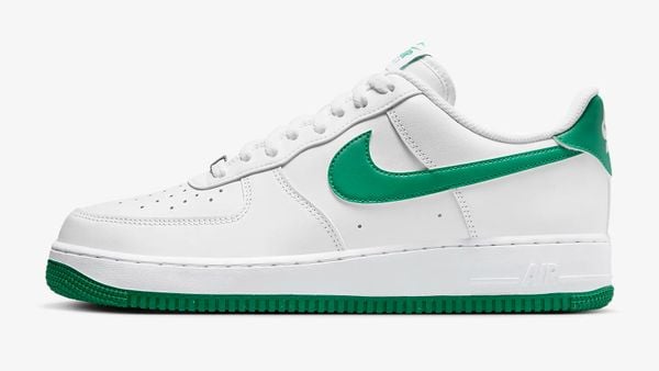 nike air force 1 07 sneakers met korting wit met groen logo