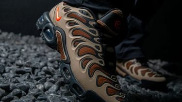 Nike knalt 60 euro korting op Air Max Plus-sneakers vol stijl