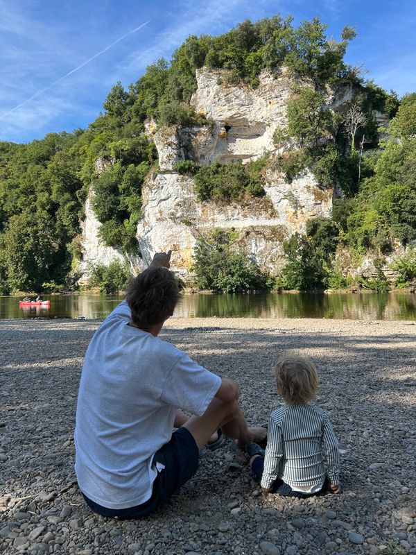 polestar 4 review camping rocher de la cave